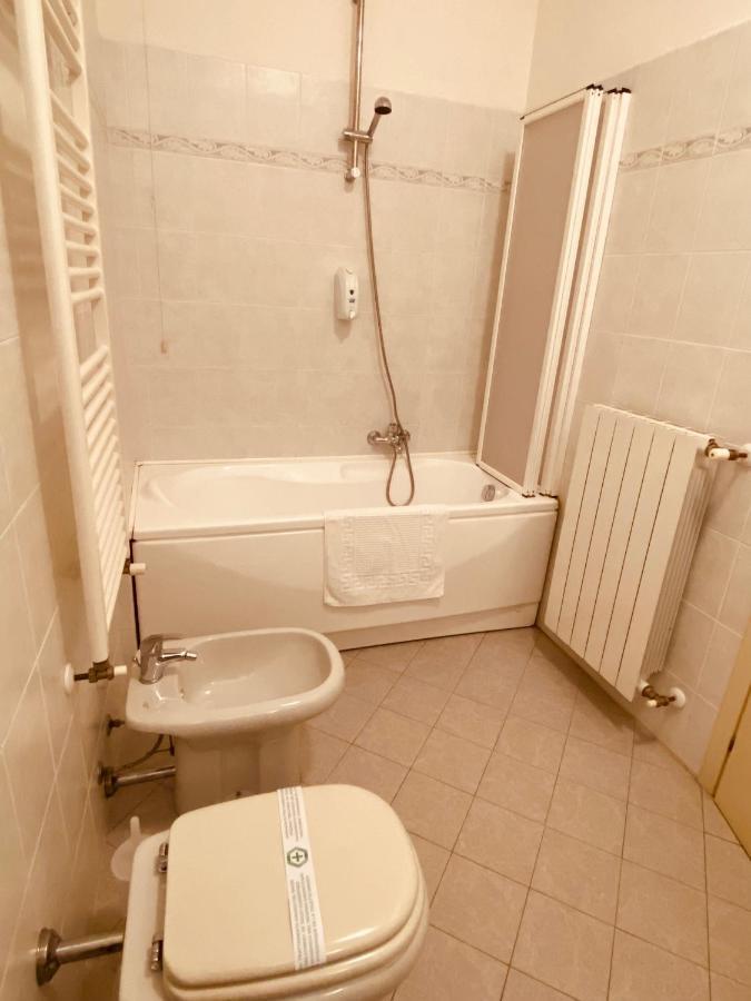 Amici Miei Rooms Cremona Exteriér fotografie